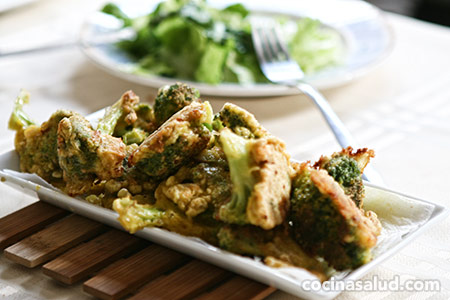 Receta de tortitas de bróculi rebozado