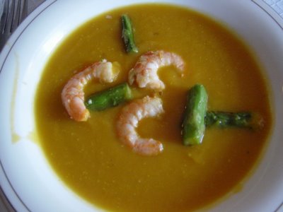 Crema de calabaza y gambas