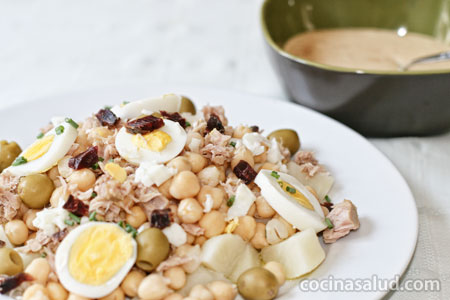 Receta de ensalada de garbanzos y atún