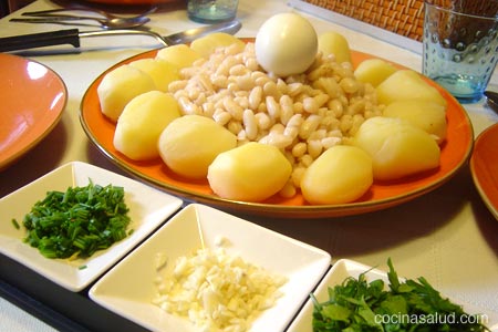 Receta vegetariana: Cocido con judías blancas
