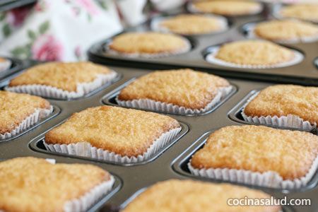 Receta de magdalenas sin gluten con sabor a limón