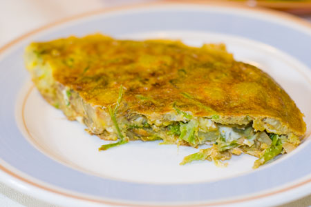 Tortilla de espárragos y verdura